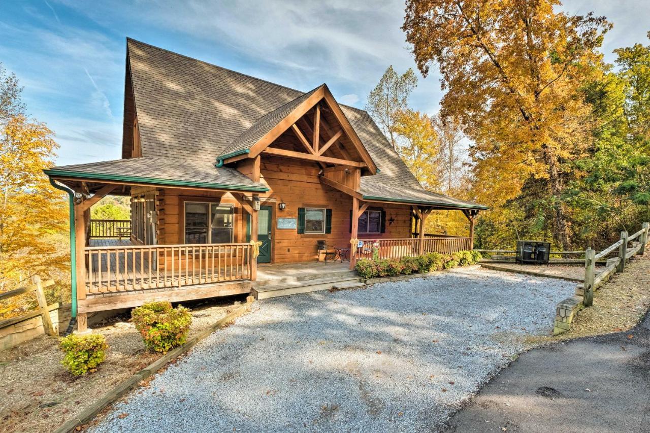 セバービル Pigeon Forge Cabin With Brand New Hot Tub And Views!ヴィラ エクステリア 写真